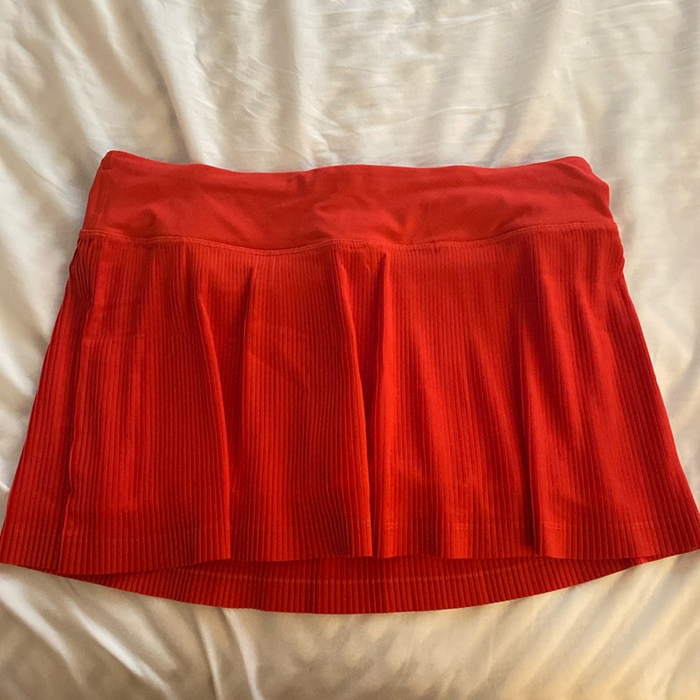 lululemon pleat to street mid-rise skirt hot heat red size 8